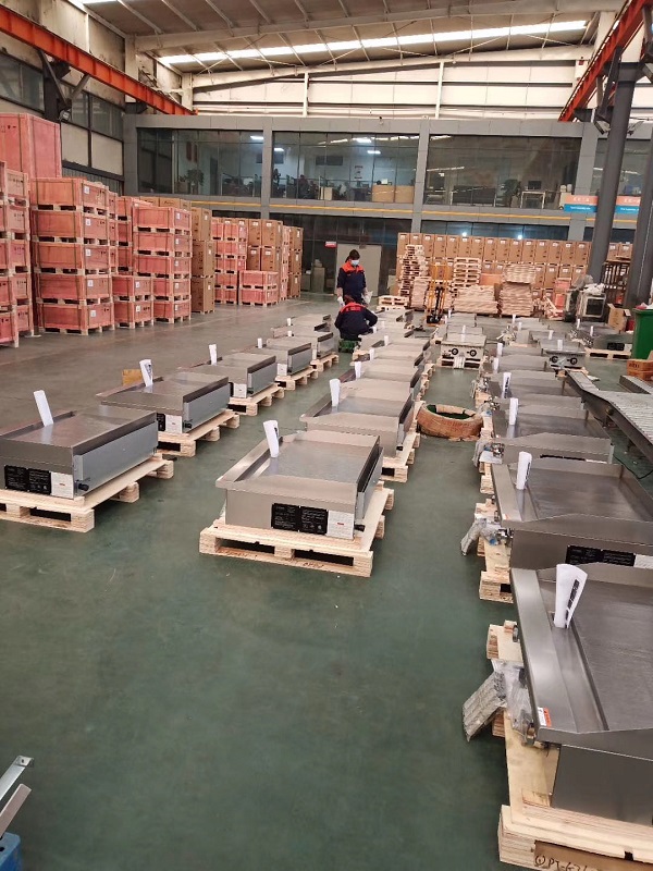Heavy Equipment Kitchen - 36インチ3口業務用グリドル、プロ仕様厨房フラットトップグリル、卸売業務用調理器具