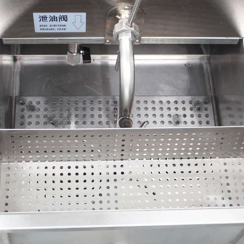 業務用厨房向け高効率食用油ろ過装置搭載のヘビーデューティーモ - Heavy Equipment Kitchen のレビューと価格