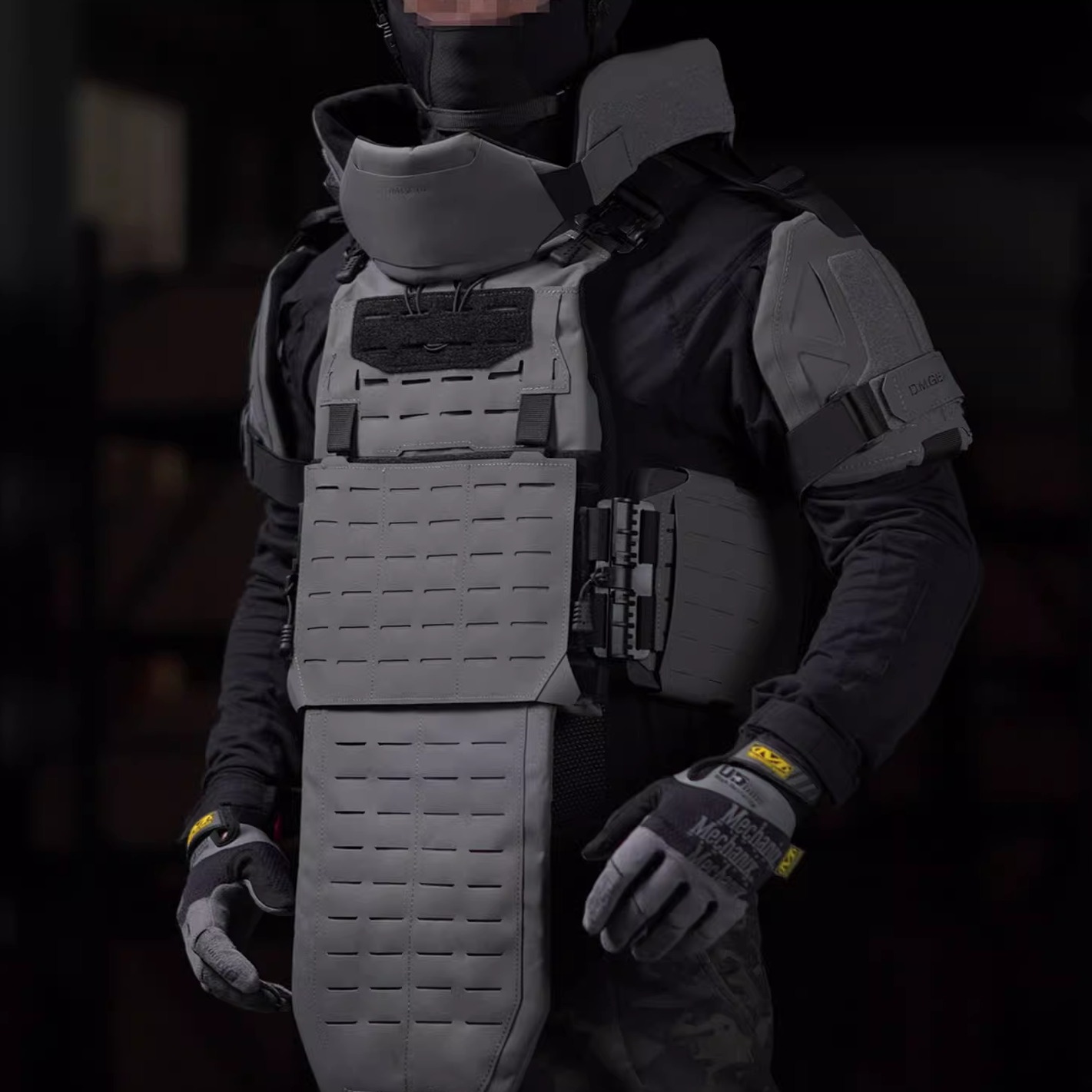 重装戦術ベストセット - 保護用モール多機能ベストの完全セッ - Heavy Equipment Armor のレビューと価格